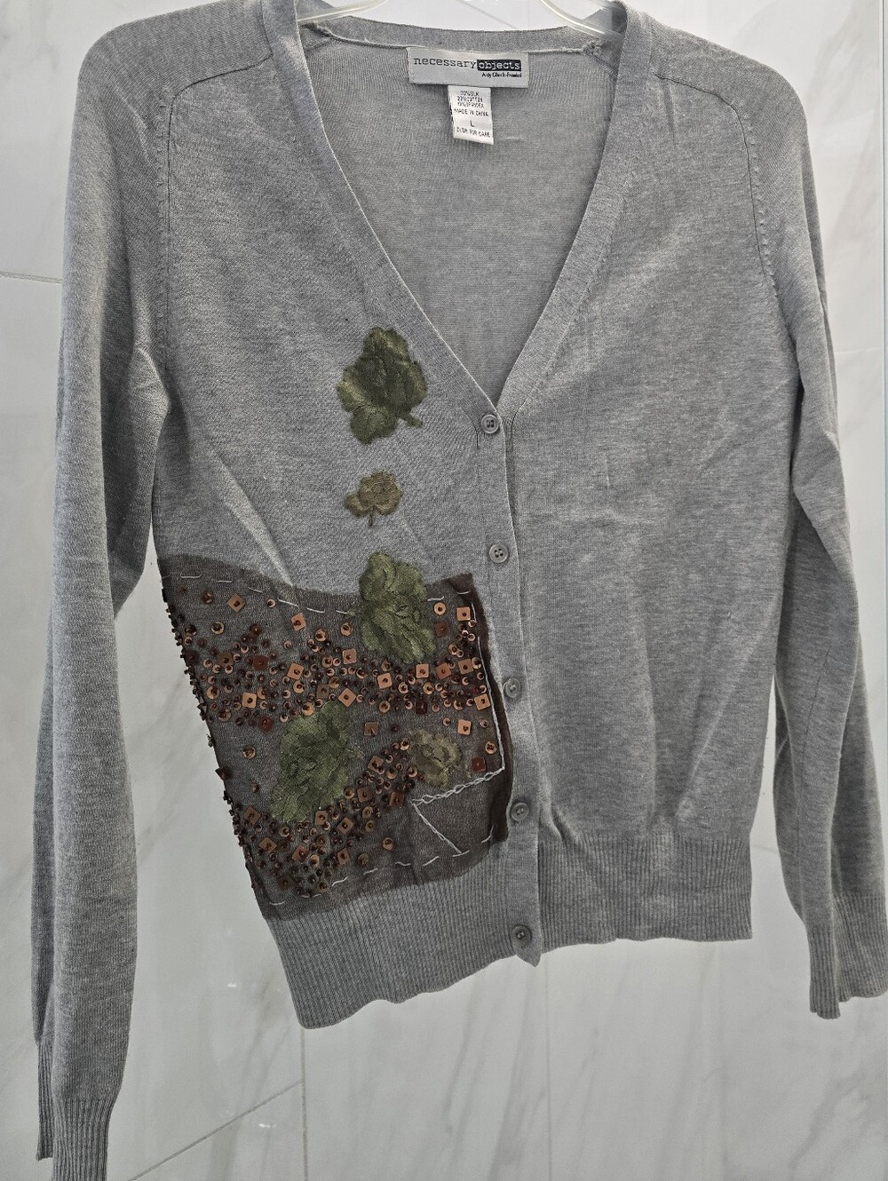 Necessary Objects Gray 70% Silk & Cotton V-Neck Button-front Knit Cardigan Sz: L